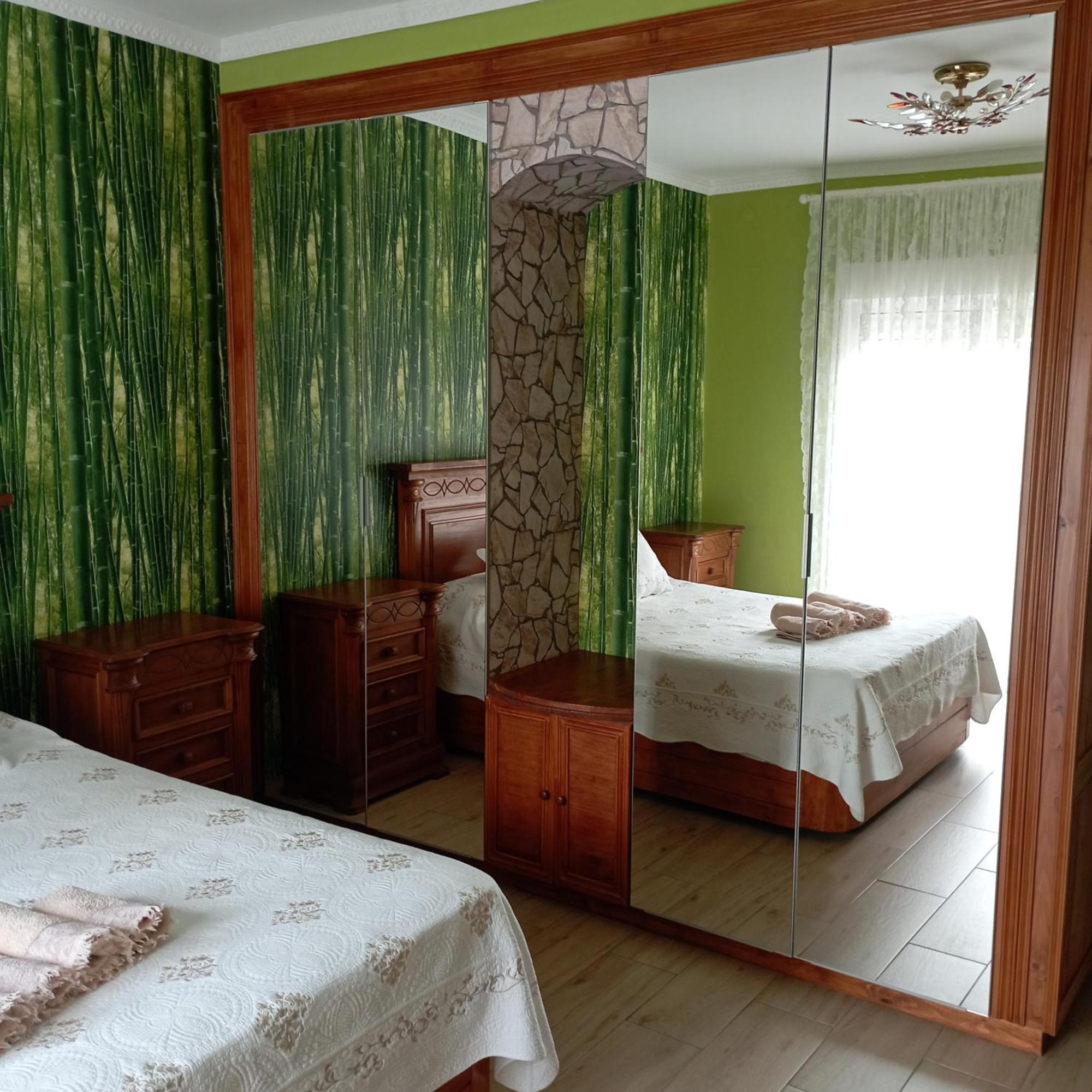 Apartamento De 3 Dormitorios كامبريلس المظهر الخارجي الصورة